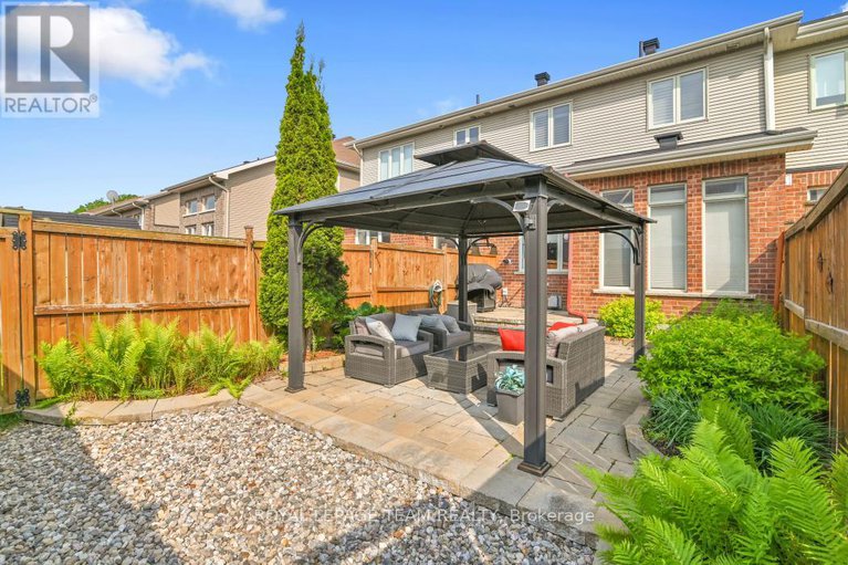 28433708/135-jersey-tea-circle/riverside-southgloucester-glen/ottawa/ontario/K1V2L3_34