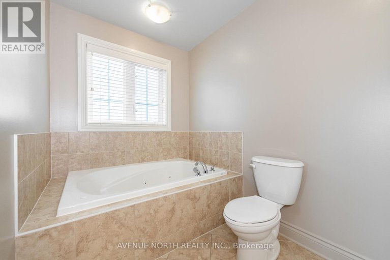 29331804/184-felicity-crescent/mer-bleuebradley-estatesanderson-park/ottawa/ontario/K1W0C2_28