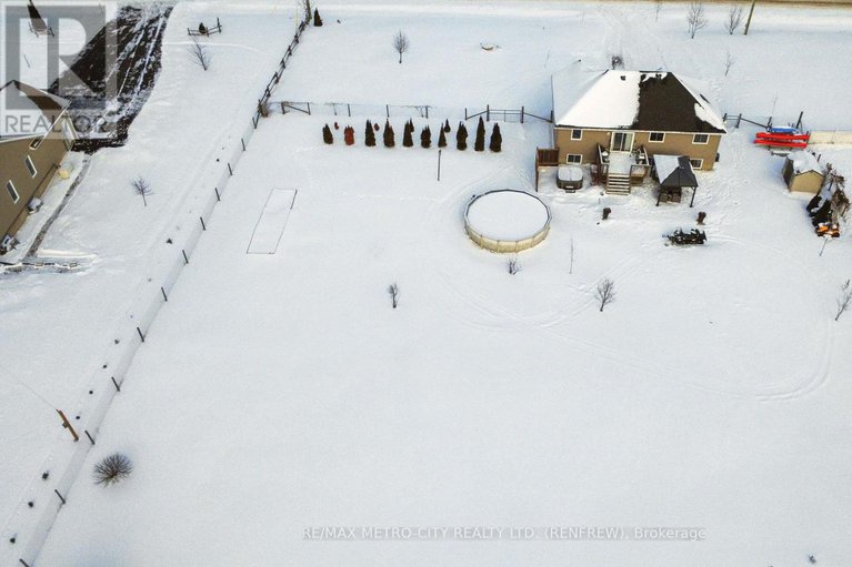 29436499/2431-eady-road/horton-twp/horton/ontario/K7V3Z6_44