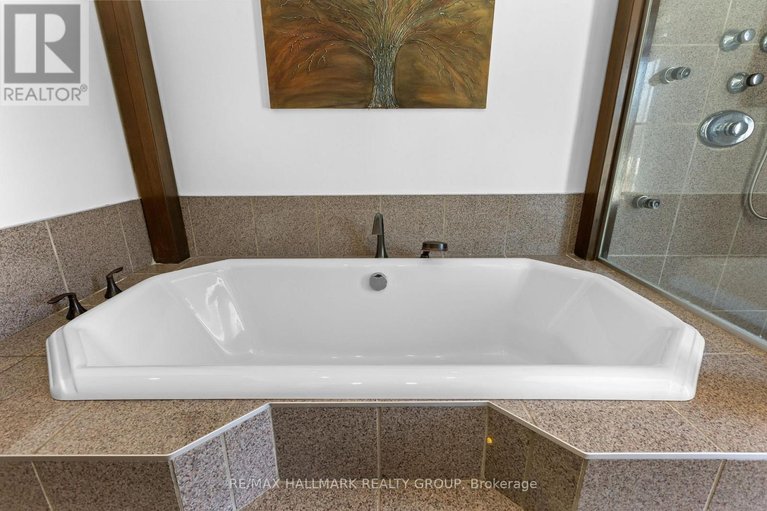 29430145/3210-ritchance-road/champlain-twp/champlain/ontario/K0B1A0_20