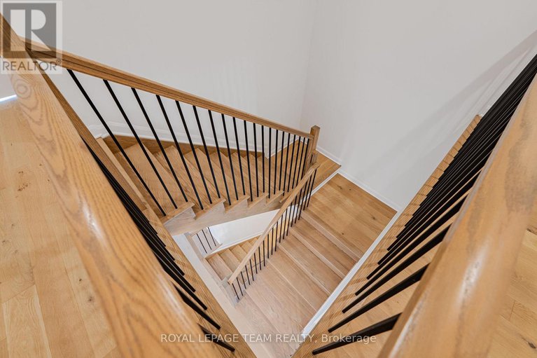 28698109/2055-wanderer-avenue/mahogany-community/ottawa/ontario/K4M0W9_43