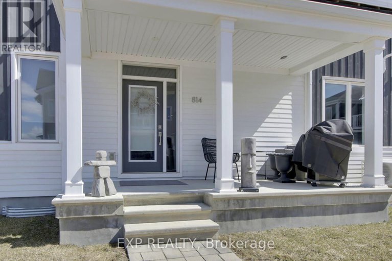 28403302/814-bascule-place/btwn-franktown-rd-fallowfield-rd/ottawa/ontario/K0A2Z0_2