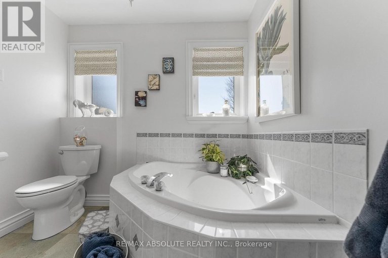 29619264/151-duncan-drive/mcnabbraeside-twps/mcnabbraeside/ontario/K7S0E1_24