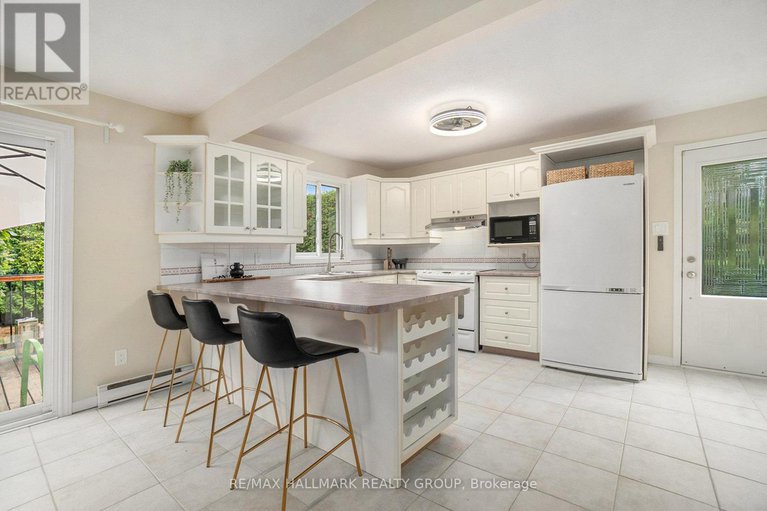 28792795/1611-belcourt-boulevard/orleanssunridge/ottawa/ontario/K1C1M3_14