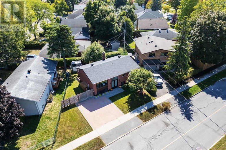 28877197/2180-lenester-avenue/mckellar-heightsglabar-park/ottawa/ontario/K2A1L4_29