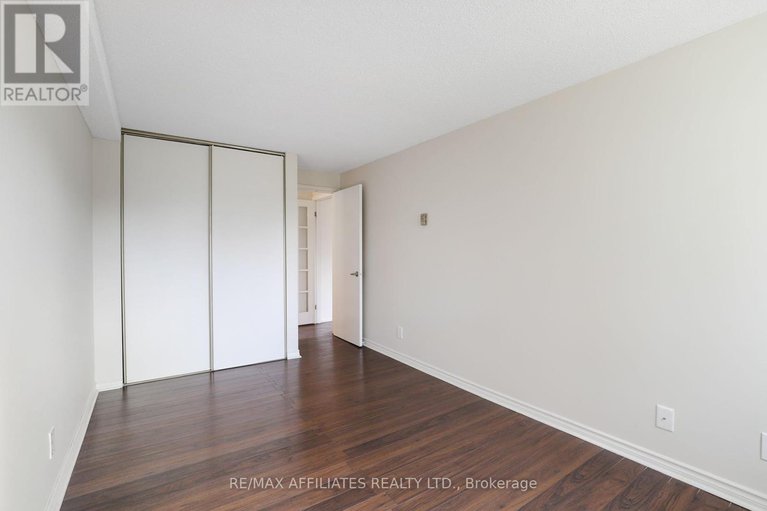 28381424/307-6532-bilberry-drive/orleans-wood/ottawa/ontario/K1C4N9_22