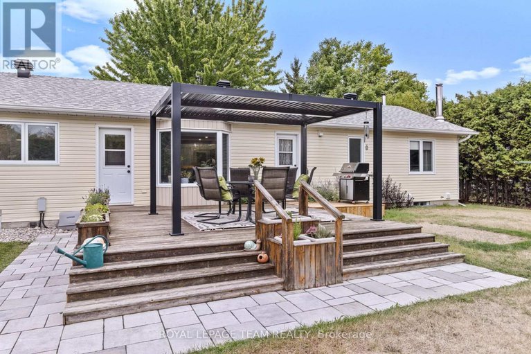 28798418/2248-wallingford-way/north-gower/ottawa/ontario/K0A2T0_39