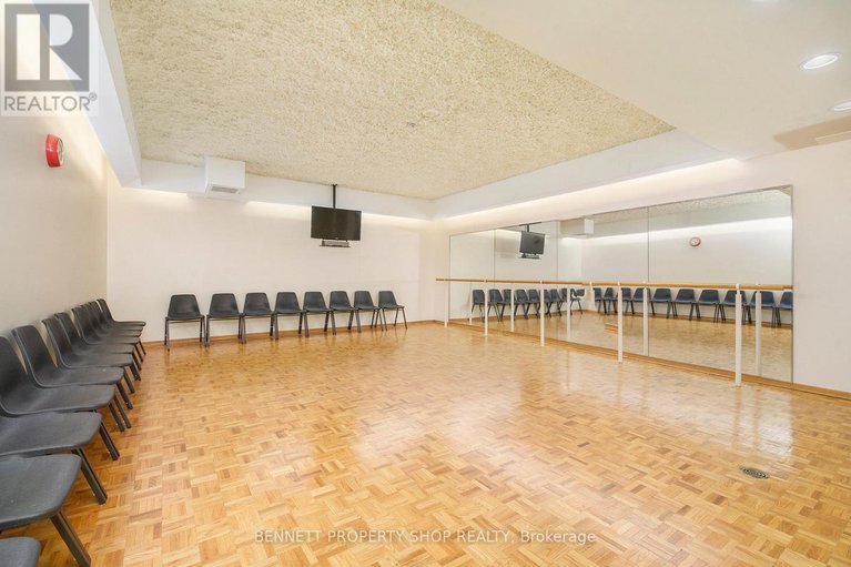 29573197/610-2760-carousel-crescent/emerald-woodssawmill-creek/ottawa/ontario/K1T2N4_19