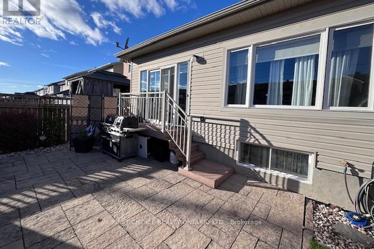 29107693/281-mercury-street/clarencerockland-twp/clarence-rockland/ontario/K4K0G6_23