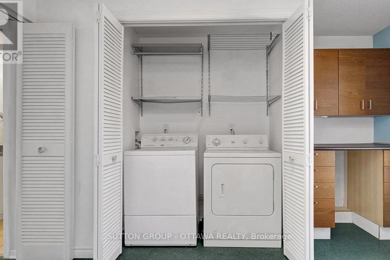 29636036/38-beaver-ridge/city-viewskylinefisher-heightsparkwood-hills/ottawa/ontario/K2E6C7_23