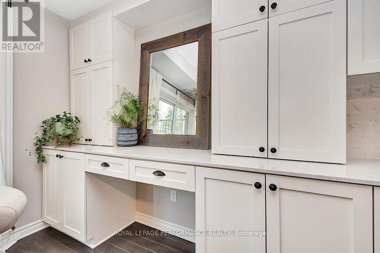 28641852/2-66a-tipperary-private/longfields/ottawa/ontario/K2J2T3_18