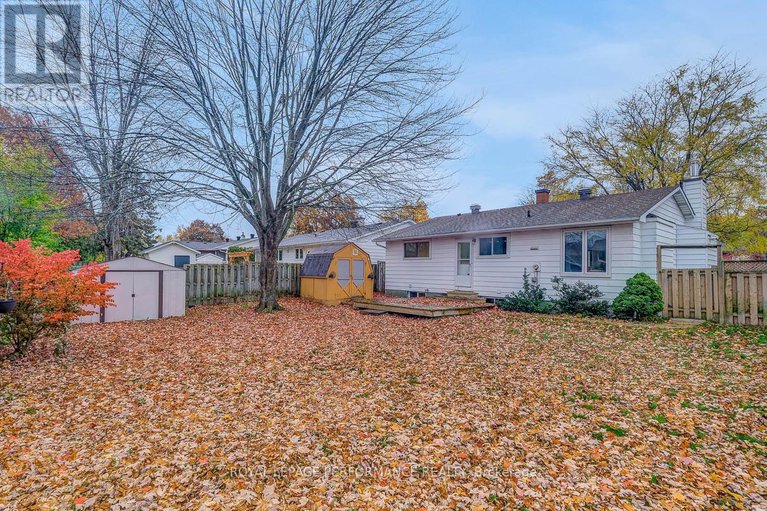 29066591/741-eastvale-drive/beacon-hill-north/ottawa/ontario/K1J6Z8_43