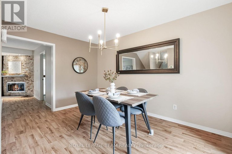 28596547/1473-bryson-lane/sawmill-creektimbermill/ottawa/ontario/K1T2T7_13