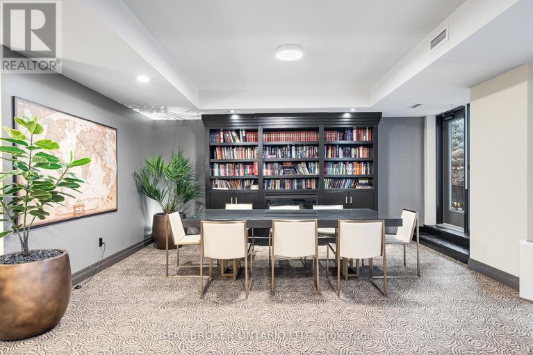 29617501/810-235-kent-street/ottawa-centre/ottawa/ontario/K2P1Z9_43