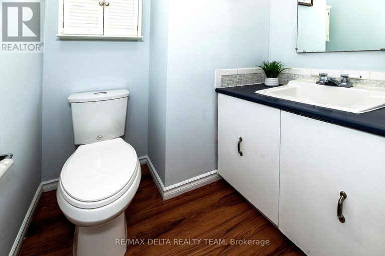 29227688/785-de-salaberry-street/beacon-hill-north/ottawa/ontario/K1J6Y5_17