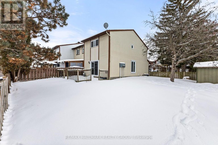 29300116/1083-millwood-court/convent-glen-north/ottawa/ontario/K1C3E9_39