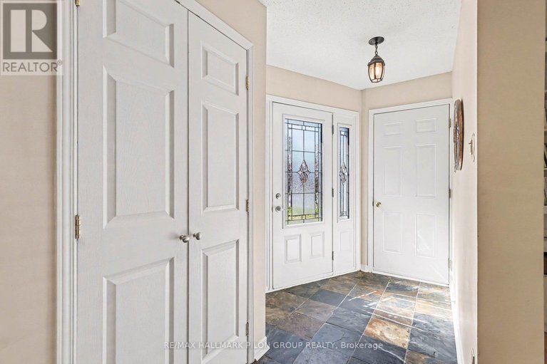 29665271/6321-beausejour-drive/chateauneuf/ottawa/ontario/K1C3J6_11