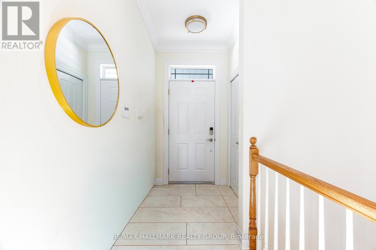 29357425/8-waterford-way/pineglencountry-place/ottawa/ontario/K2E7V4_6