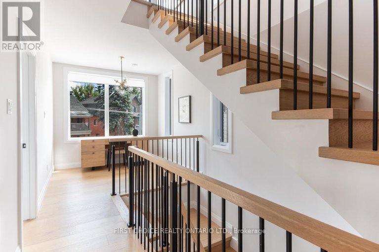 29386266/296-riverdale-avenue/old-ottawa-south/ottawa/ontario/K1S1R1_3