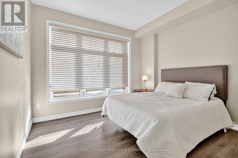 28991192/815-mikinak-road/cfb-rockcliffe-and-area/ottawa/ontario/K1K4Z9_36