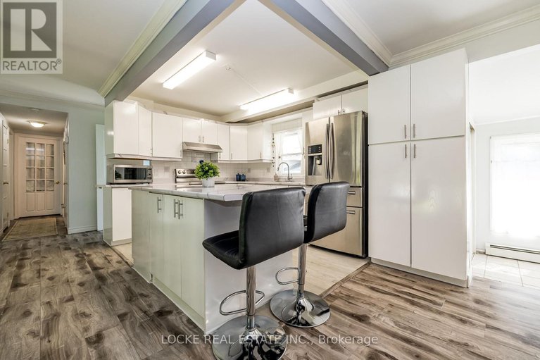 28484093/2180-old-hwy-17-highway/clarencerockland-twp/clarence-rockland/ontario/K4K1K7_11