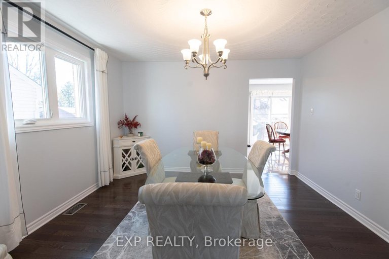 29593883/1534-rosebella-avenue/blossom-parkkemp-parkfindlay-creek/ottawa/ontario/K1T1E8_17