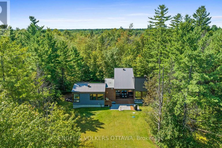 28704633/108-edith-margaret-place/huntley-ward-north-east/ottawa/ontario/K2W1A8_45
