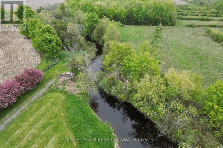 28478728/3000-roger-stevens-drive/rideau-twp-s-of-reg-rd-6-w-of-mccordick-rd/ottawa/ontario/K0A2T0_13