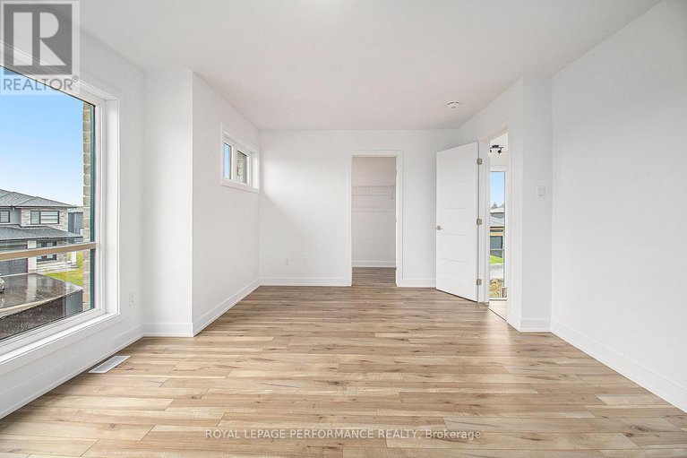 28530482/76-rutile-street/clarencerockland-twp/clarence-rockland/ontario/K4K0M6_13