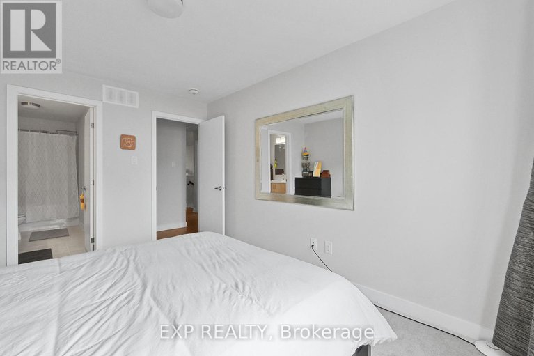 28611838/6323-perth-street/btwn-franktown-rd-fallowfield-rd/ottawa/ontario/K0A2Z0_37