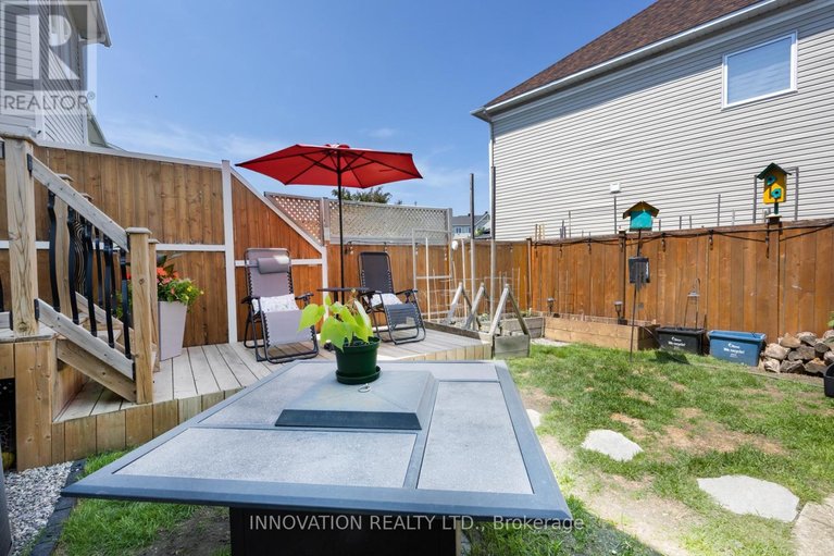 29538013/106-335-hillsboro-private/emerald-meadowstrailwest/ottawa/ontario/K2M3B2_24