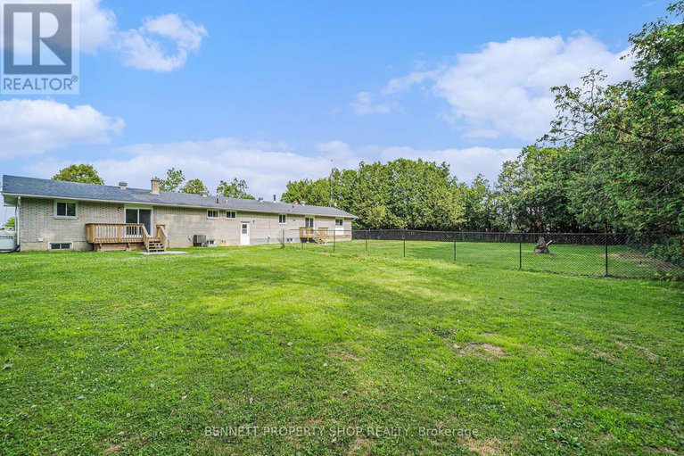 28613601/3316-gregoire-road/osgoode-twp-east-incl-kenmore/ottawa/ontario/K4R1E5_26