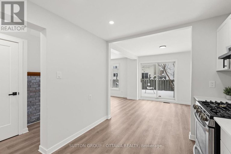 29190222/286-mceachern-crescent/bilberry-creekqueenswood-heights/ottawa/ontario/K1E3K3_11