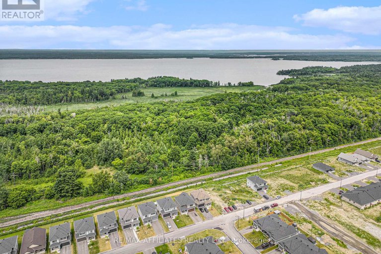 28561042/137-seabert-drive/arnprior/arnprior/ontario/K7S0K1_28