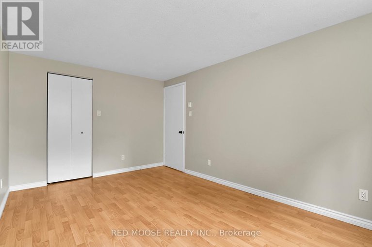 28615037/36a-782-st-andre-drive/hiawatha-parkconvent-glen/ottawa/ontario/K1C4R7_31