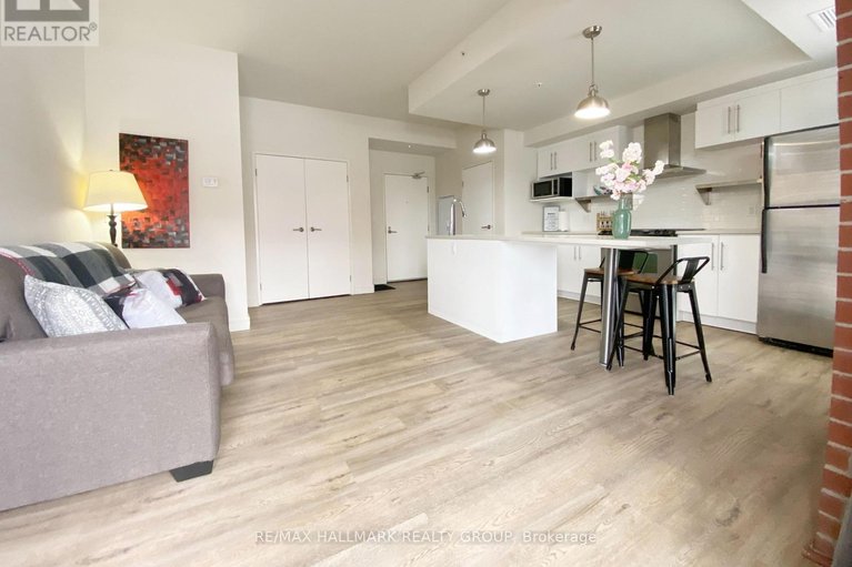 29651496/208-555-anand-private/riverside-park-south/ottawa/ontario/K1V2R7_16