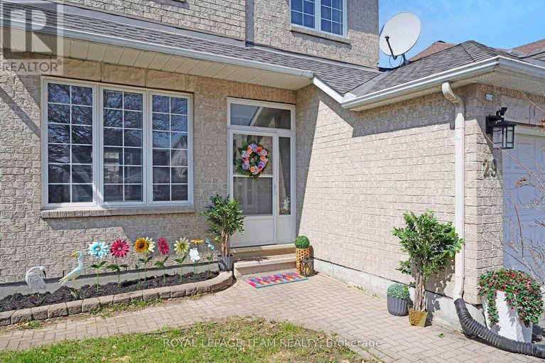 29650205/29-apple-creek-crescent/emerald-meadowstrailwest/ottawa/ontario/K2M2N3_5