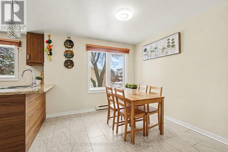 29397617/1931-ashmont-street/chapel-hill/ottawa/ontario/K1C7B9_19