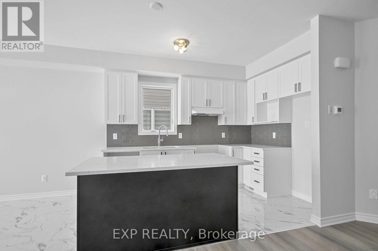 28500323/1922-hawker-private/huntley-ward-south-east/ottawa/ontario/K0A1L0_4