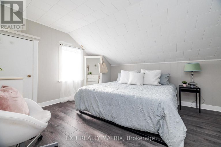 29086083/107-george-street/lanark-highlands-lanark-village/lanark-highlands/ontario/K0G1K0_31