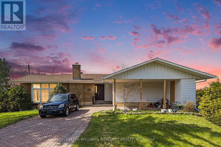 1401 Lowen Drive