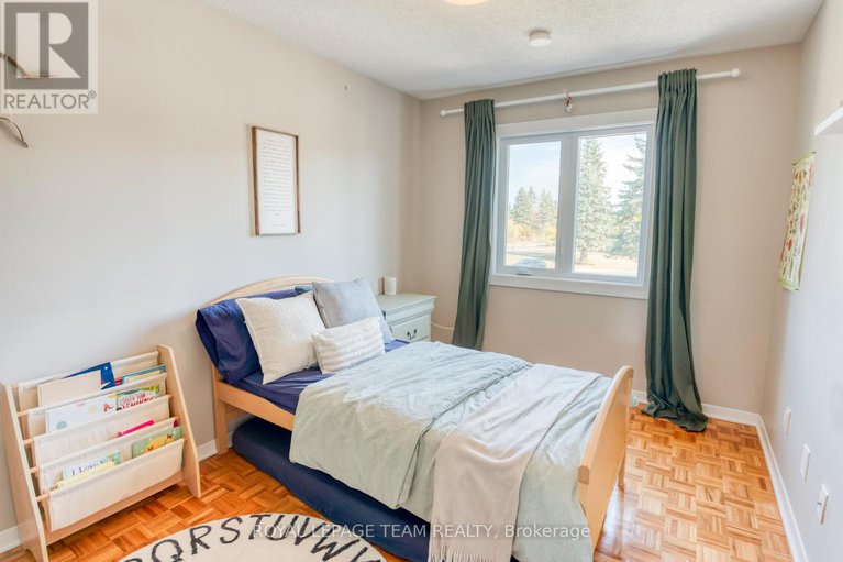 28961460/3-springtree-place/bridlewood/ottawa/ontario/K2M2H5_19