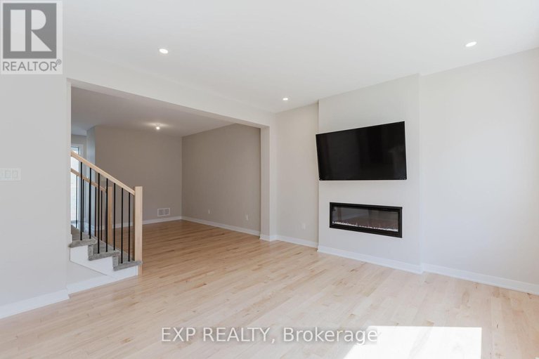 28468879/438-epoch-street/half-moon-bay/ottawa/ontario/K2J6X7_13