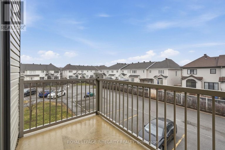 29627865/2341-esprit-drive/avalon-east/ottawa/ontario/K4A0T4_10