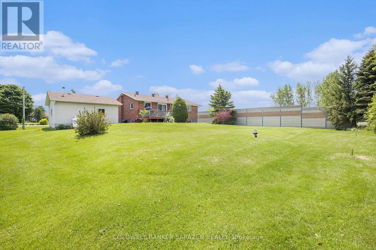 27915663/1059-flynn-avenue/fitzroy-ward-south-west/ottawa/ontario/K7S3G7_28