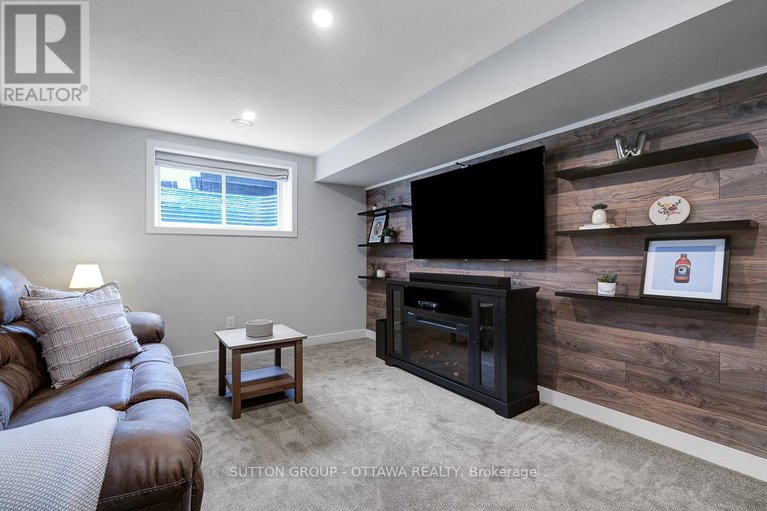 28755525/4949-abbott-street-e/emerald-meadowstrailwest/ottawa/ontario/K2S1E7_38