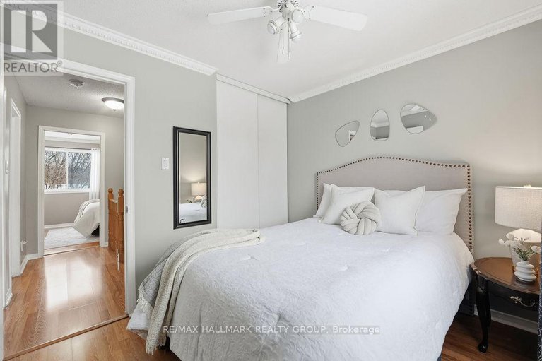 29250836/1165-falconcrest-court/chatelaine-village/ottawa/ontario/K4A3Z4_23