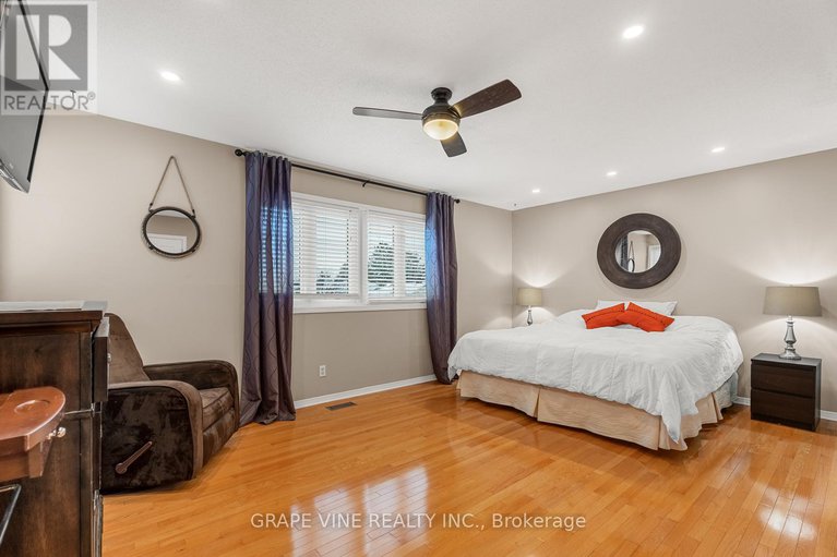 28125073/1651-westport-crescent/chateauneuf/ottawa/ontario/K1C6C4_20