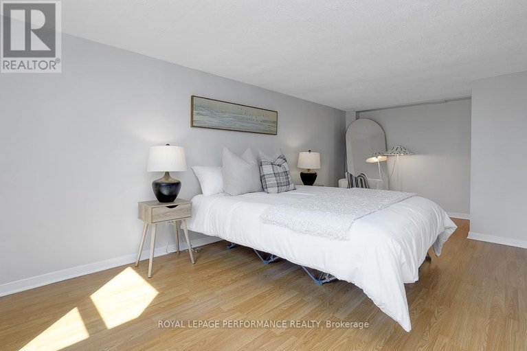 29581422/1141-north-river-road/overbrook/ottawa/ontario/K1K3W4_22