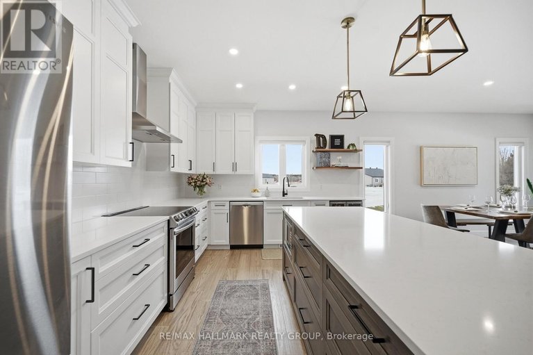 29467003/21-maxime-court/clarencerockland-twp/clarence-rockland/ontario/K0A2A0_4